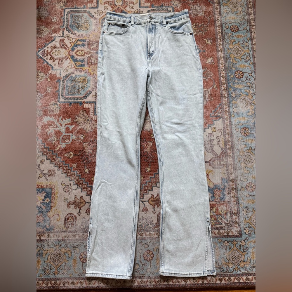 Abercrombie & Fitch Slim Straight Ultra High Rise Jeans Size 28 EUC